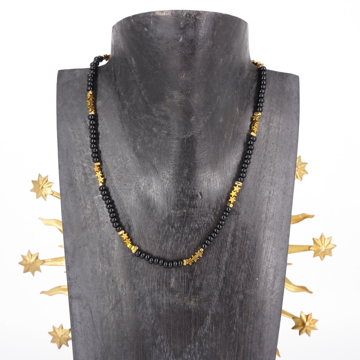 COLLANA CON STELLINE IN EMATITE NERA COLLANA STELLINE IN EMATITE NERA ALMARE'