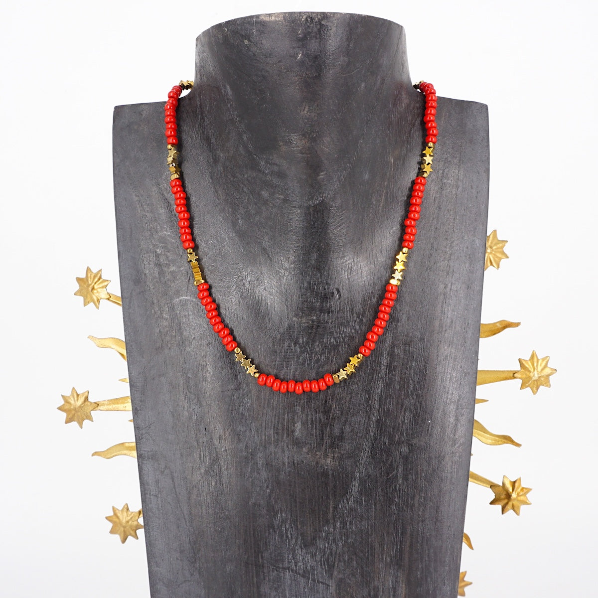COLLANA CON STELLINE IN EMATITE ROSSA COLLANA STELLINE IN EMATITE ROSSA ALMARE'