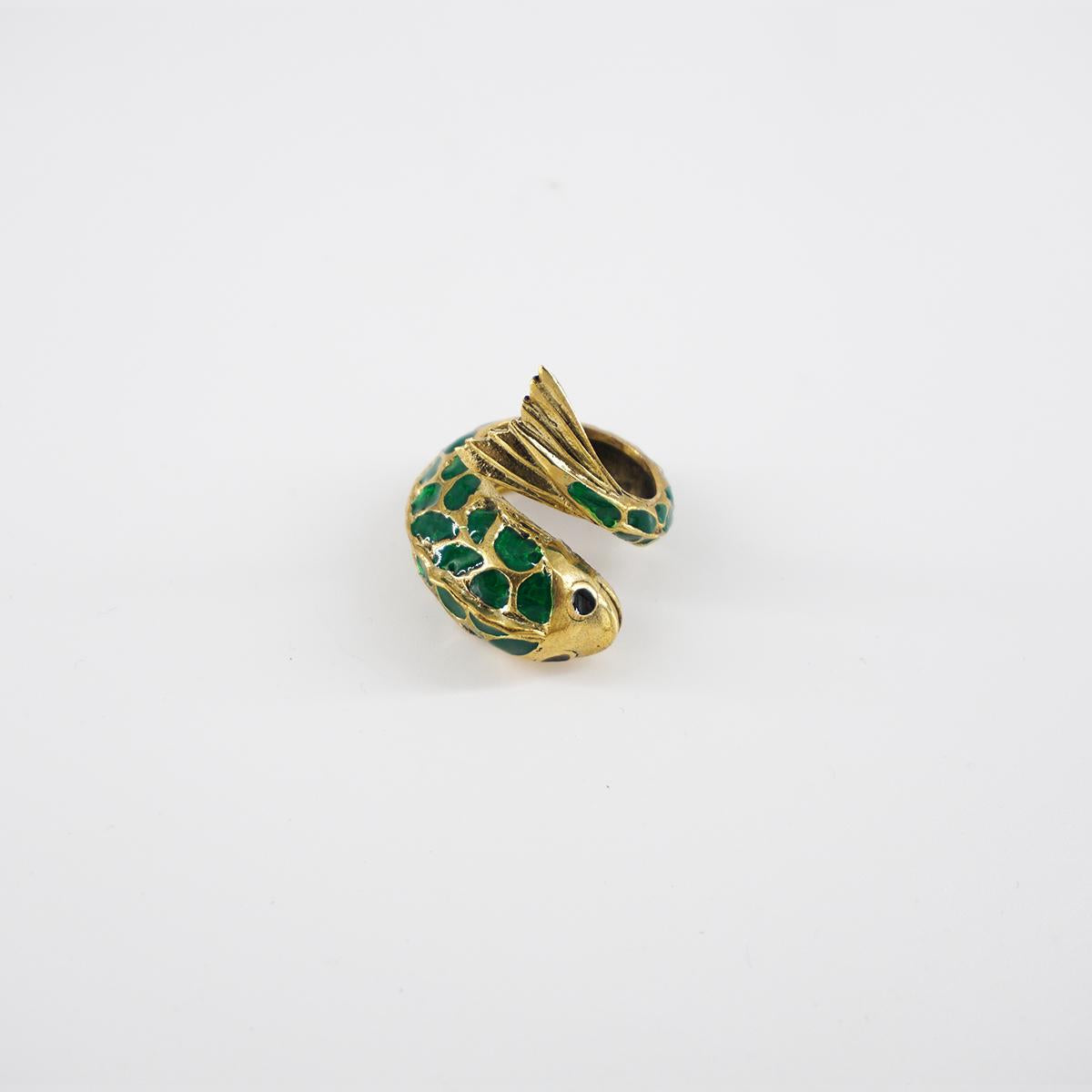 CARP RING GREEN ENAMEL