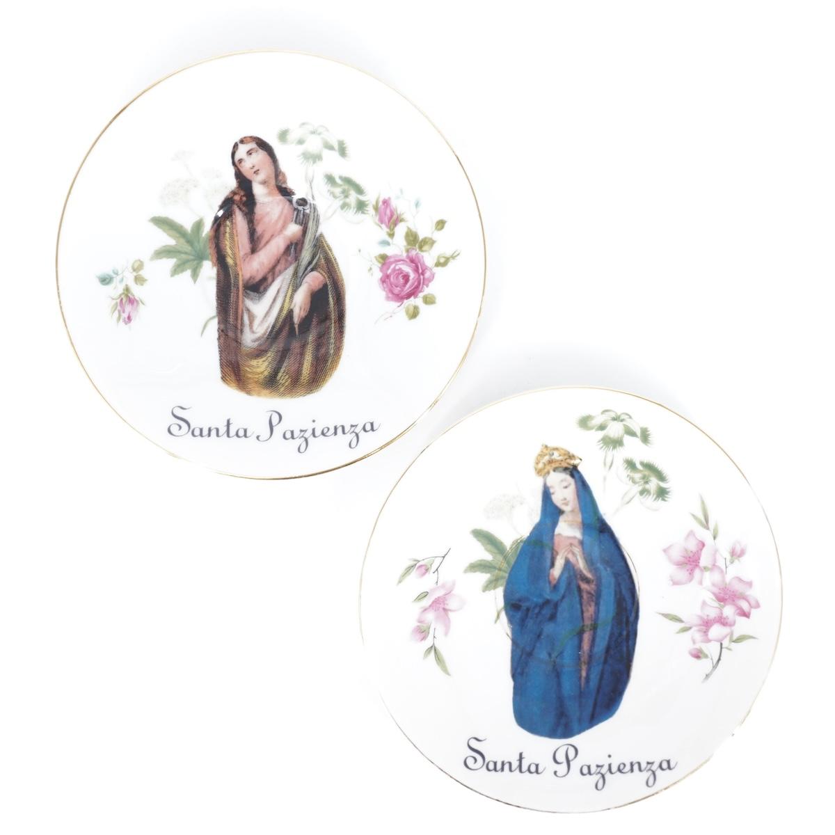 Piatto tè SANTA PAZIENZA VESTE MARRONE PIATTO TÈ SANTA PAZIENZA VESTE MARRONE BOLDISH