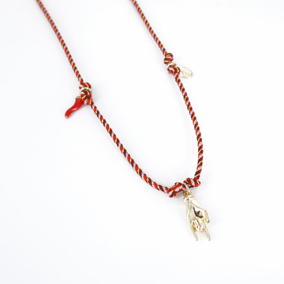 Collana cordino tre cham con MANO TIè ORO COLLANA CORDINO TRE CHARM MANO TIÈ ORO SVEVA