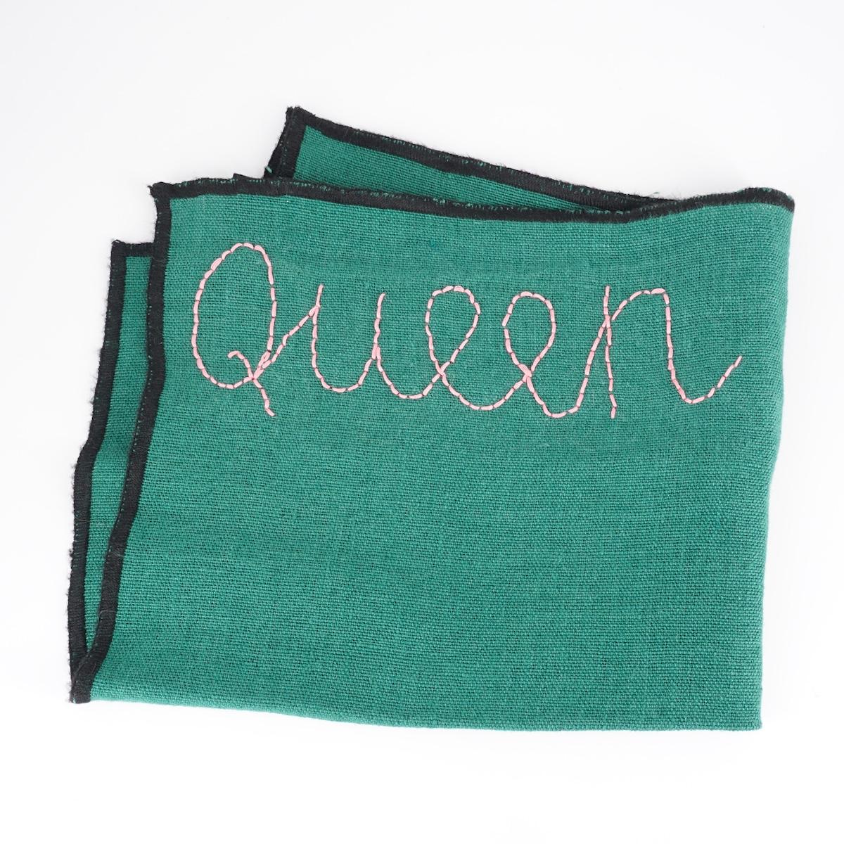 Tovaglietta ricamata QUEEN cedre