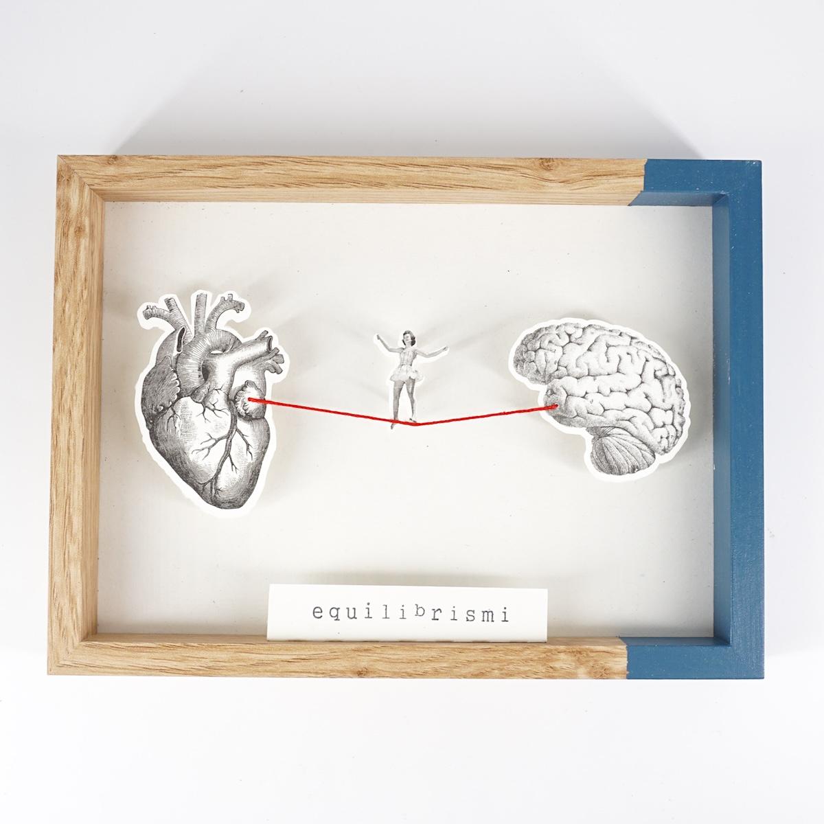 Equilibrismo in legno ballerina BLU