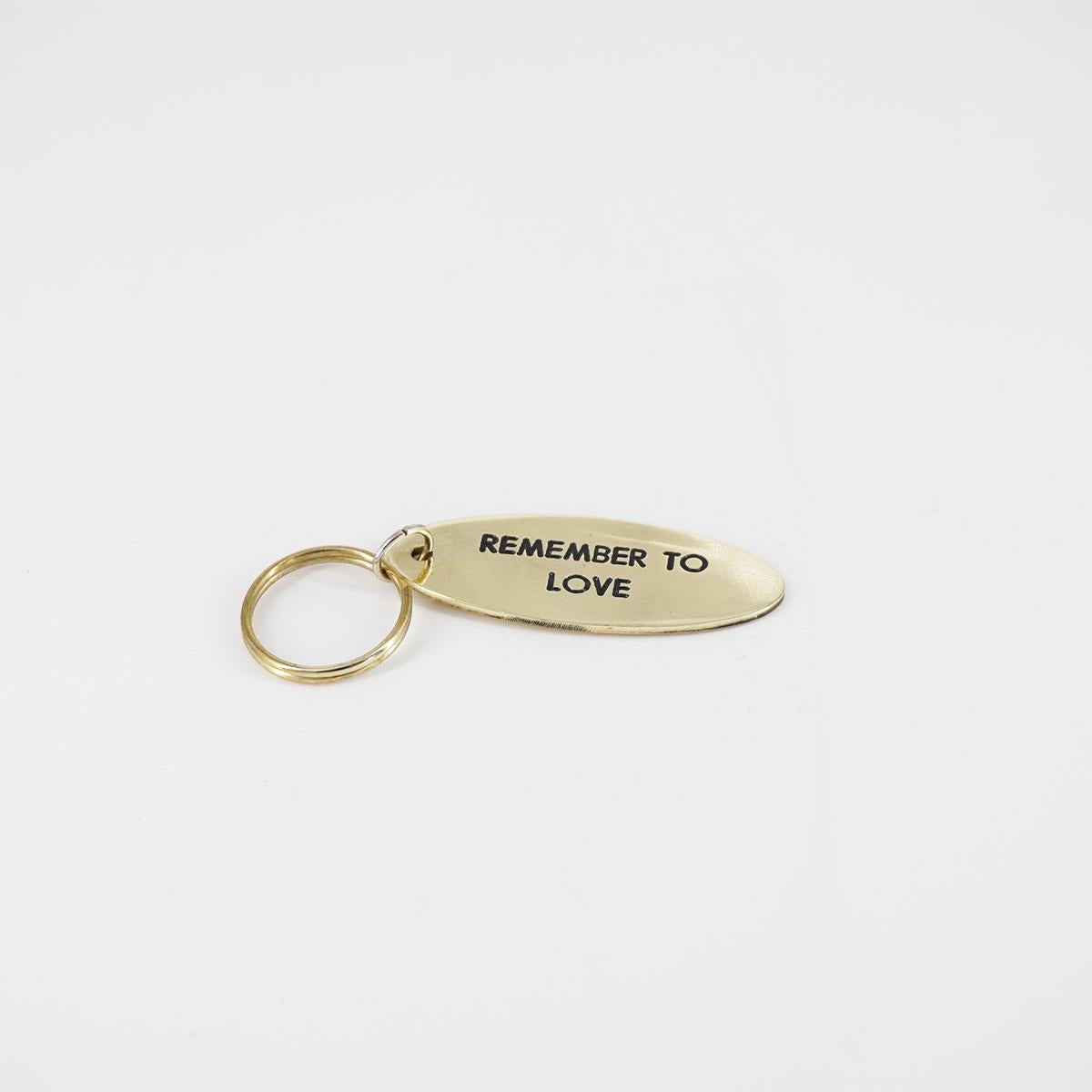 Portachiavi ovale REMEMBER TO LOVE