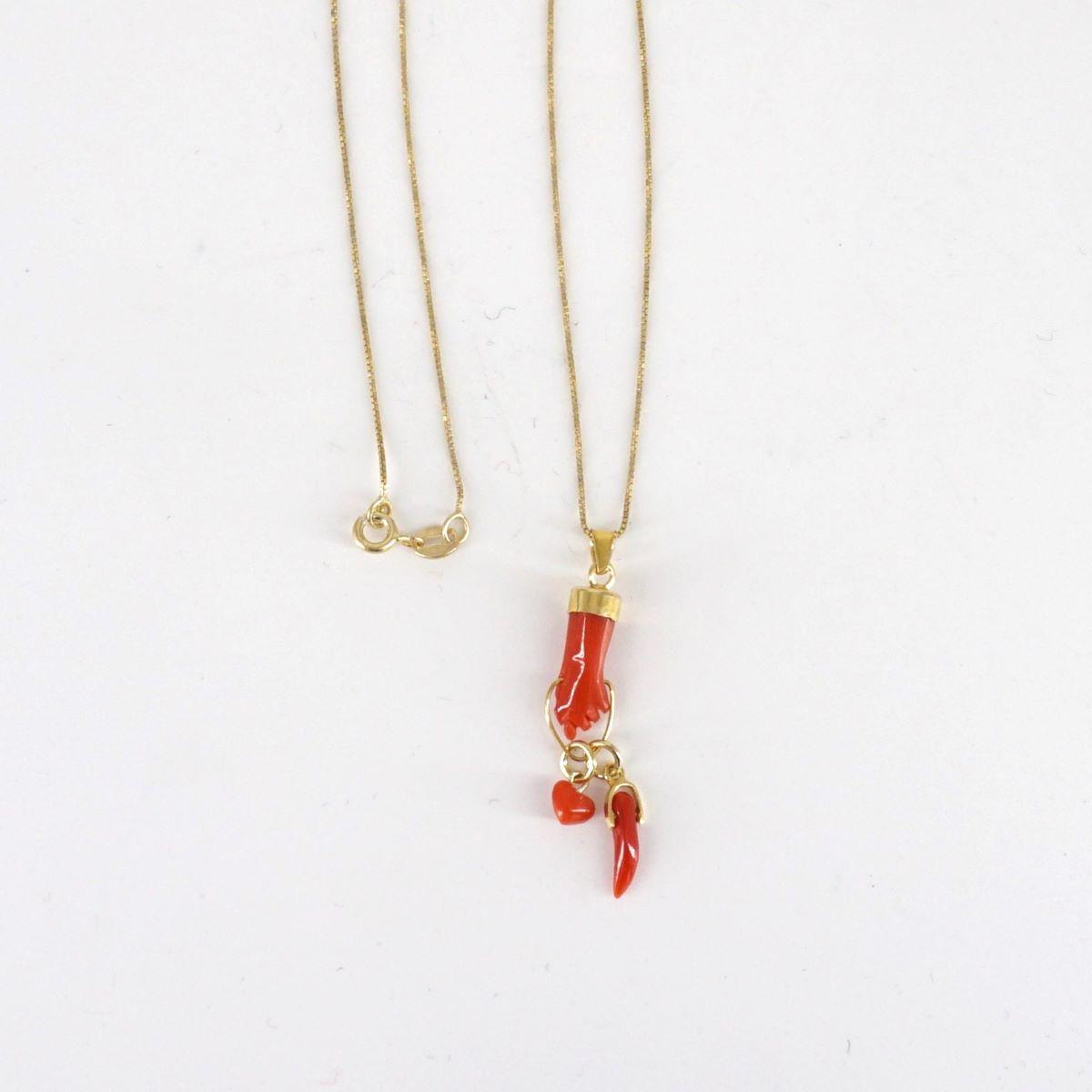 CORALLO COLLANA AMULETI