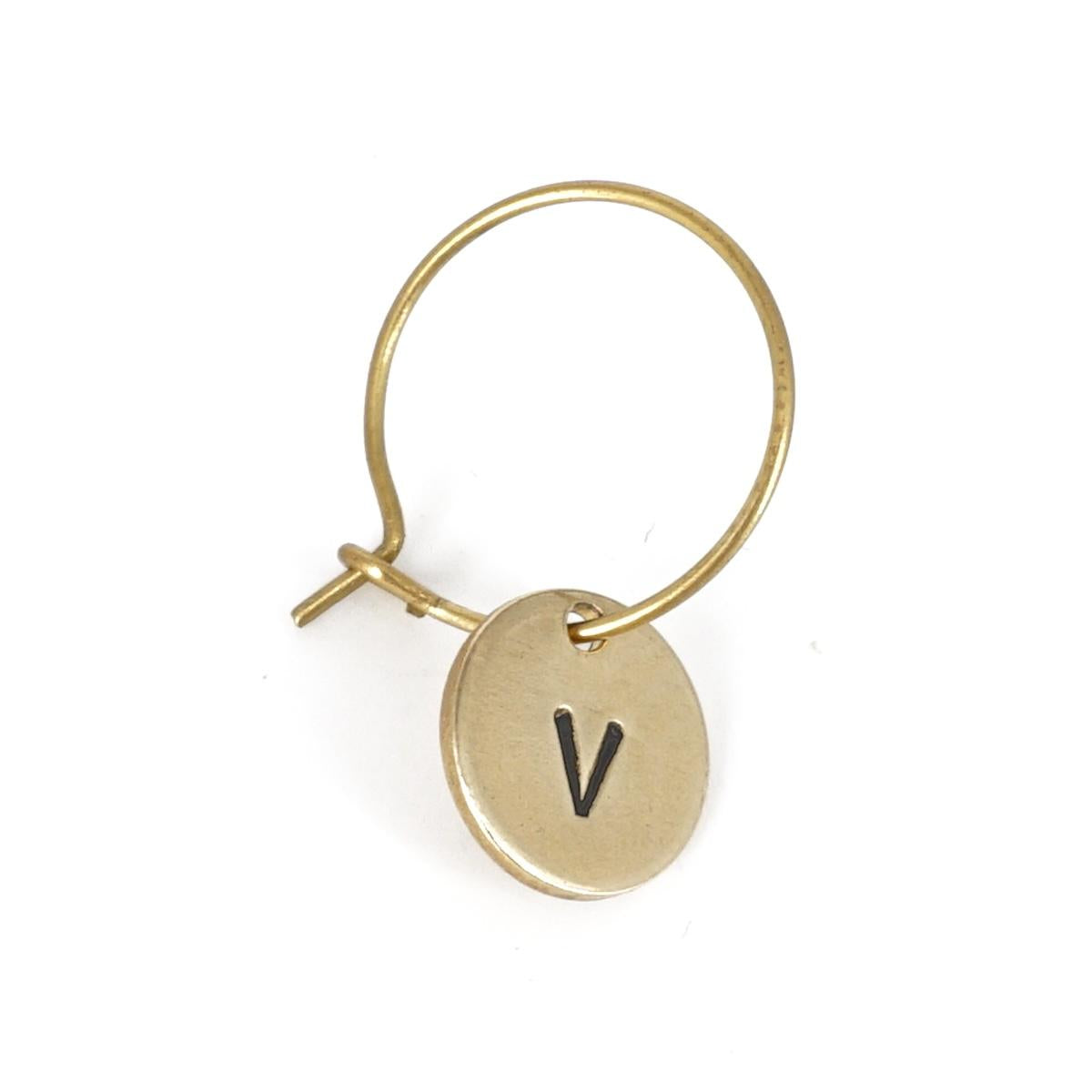 orecchino lettera v ORECCHINO LETTERA V  Loti