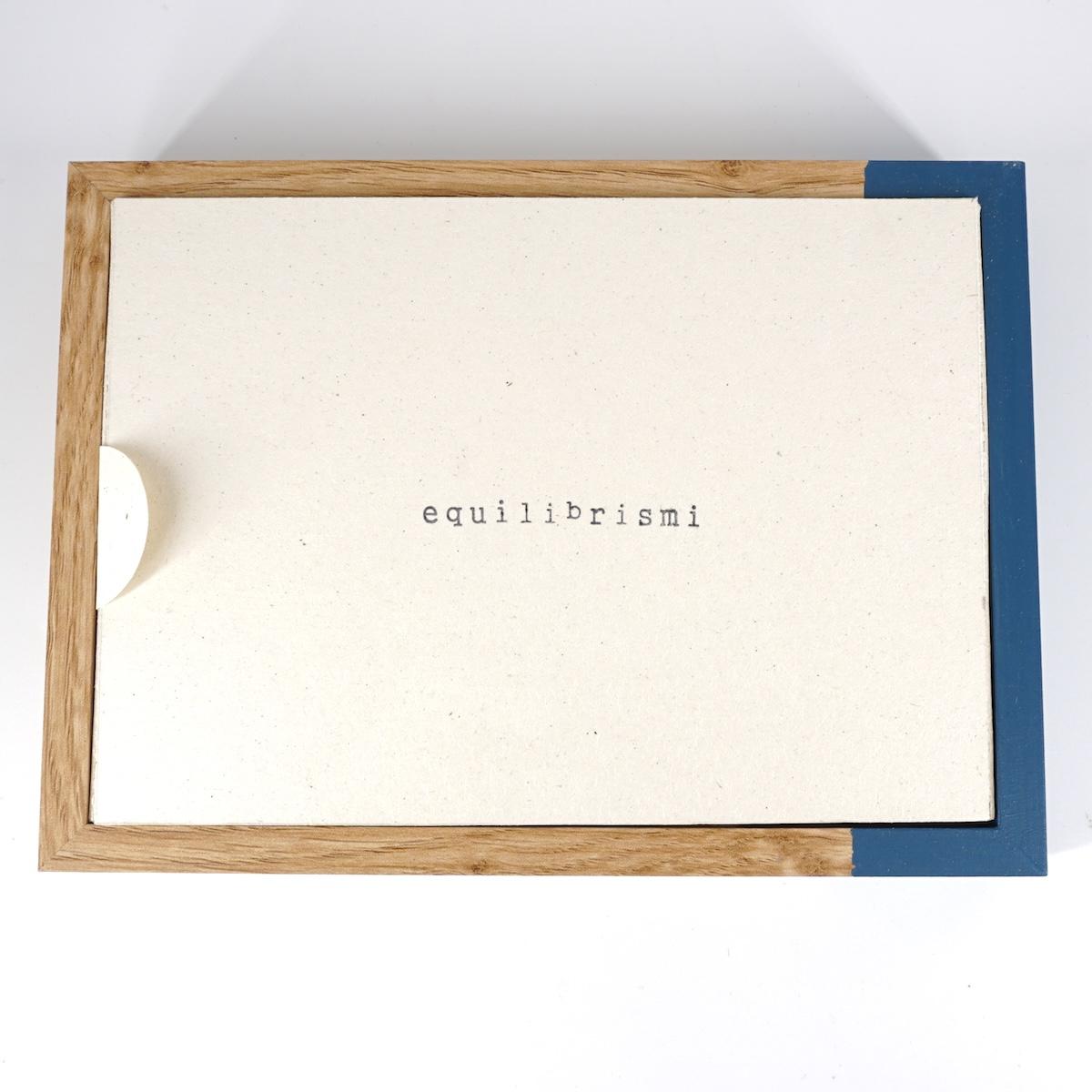 Equilibrismo in legno ballerina BLU