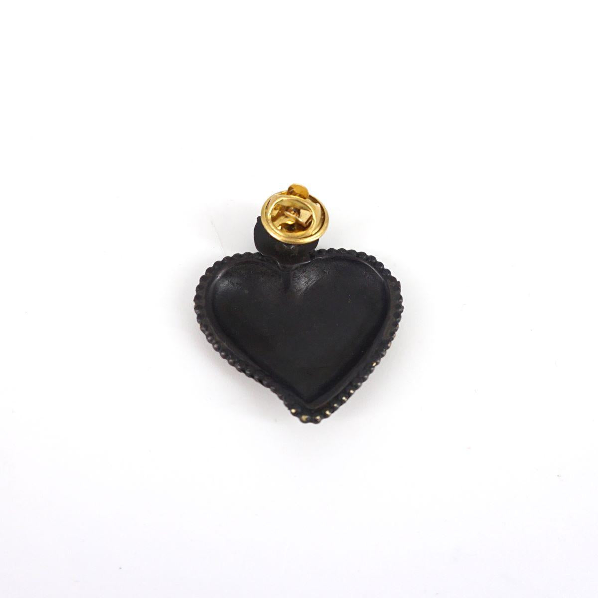 NEFELI SPILLA EX VOTO