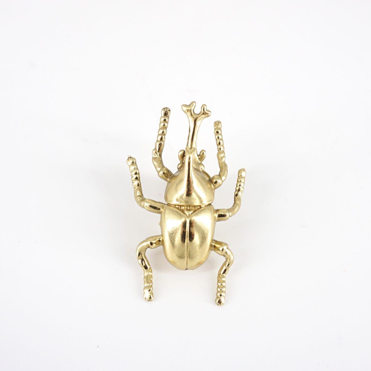 NEFELI SPILLA SCARABEO