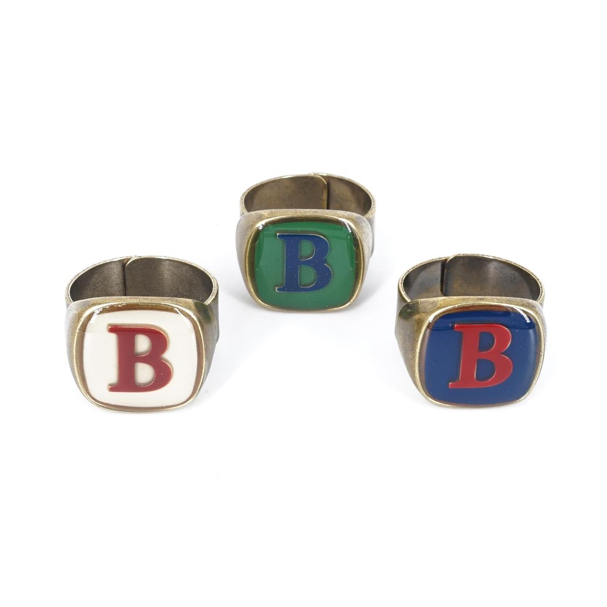 ANELLO LETTERA B BLU ANELLO LETTERA B BLU E BORDEAUX UNIQUE UNCONVENTIONAL DETAILS