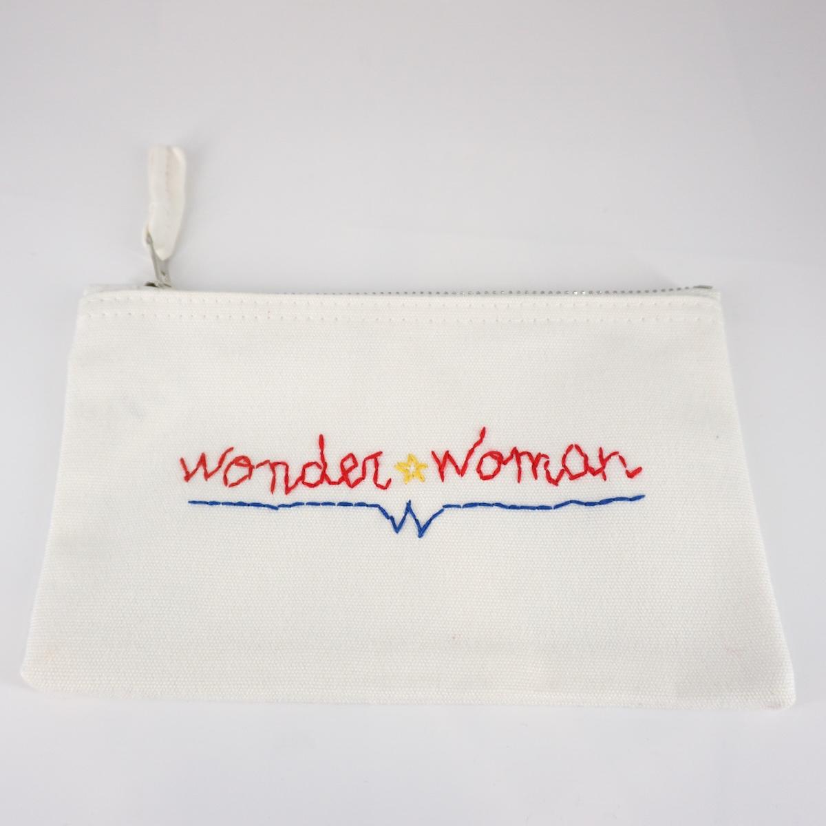 Piattina ricamata WONDERWOMAN