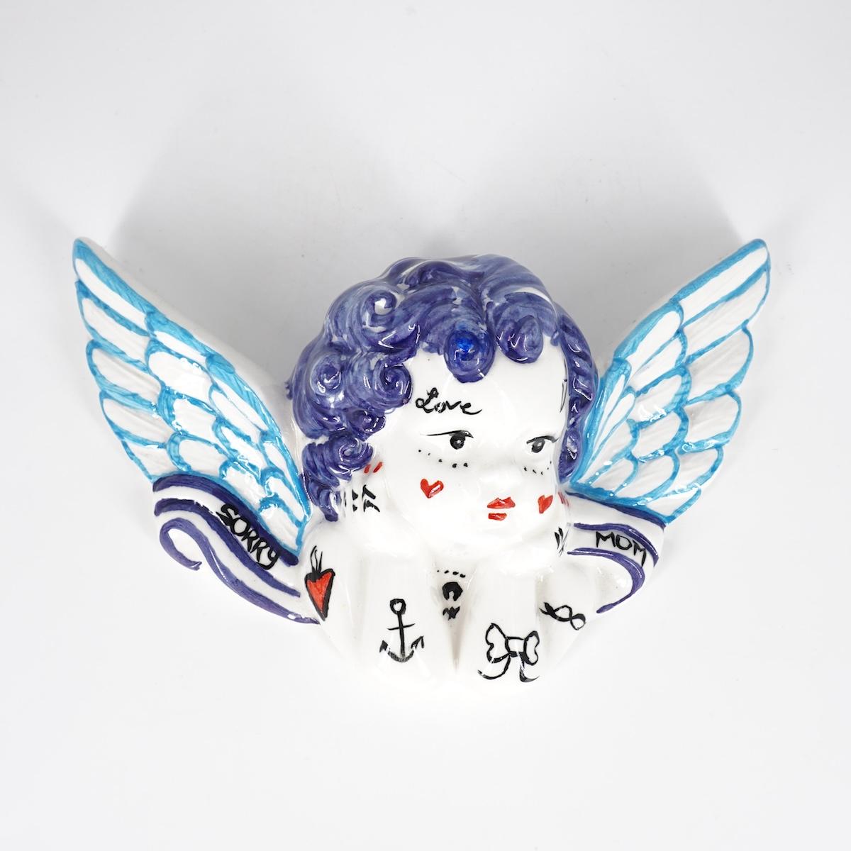 Angioletto linea TATTOO SORRY MUM con ali azzurre ANGELO LINEA CAPELLI BLU TATTOO SORRY MUMALI AZZURRE ZENJI CERAMICS