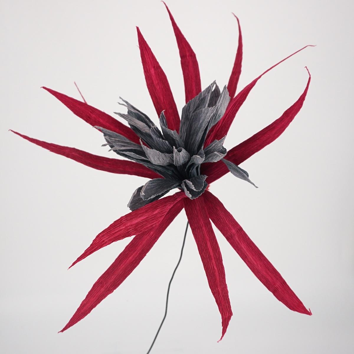 Fleur en papier GRIS BORDEAUX