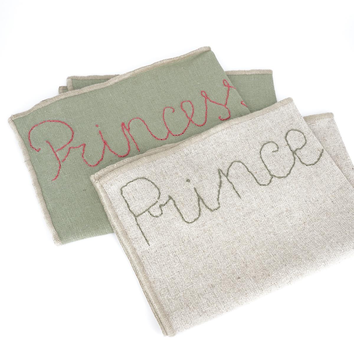 Tovaglietta ricamata PRINCESS amande RICAMO PRINCESS C AMANDE TERESA