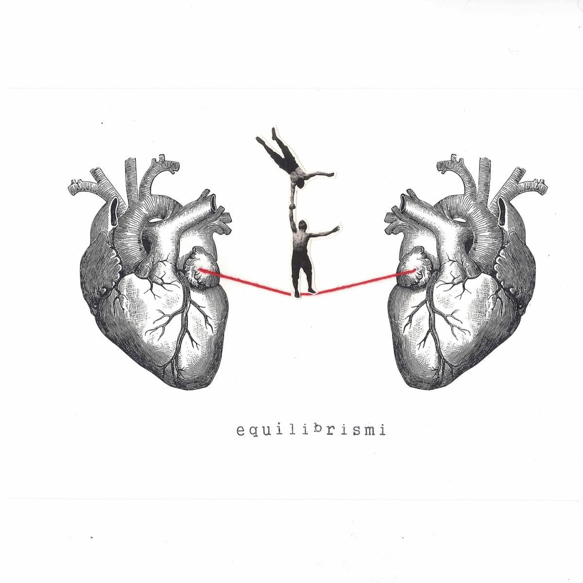 Stampa equilibrismi fra due cuori DUE UOMINI bianco