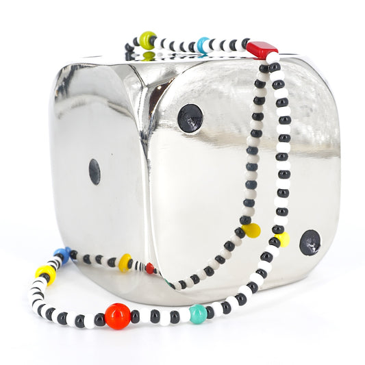 COLLANA BIANCA E NERA CON PERLINE COLORATE COLLANA BIANCA E NERA PERLINE COLORATE ALMARE' 