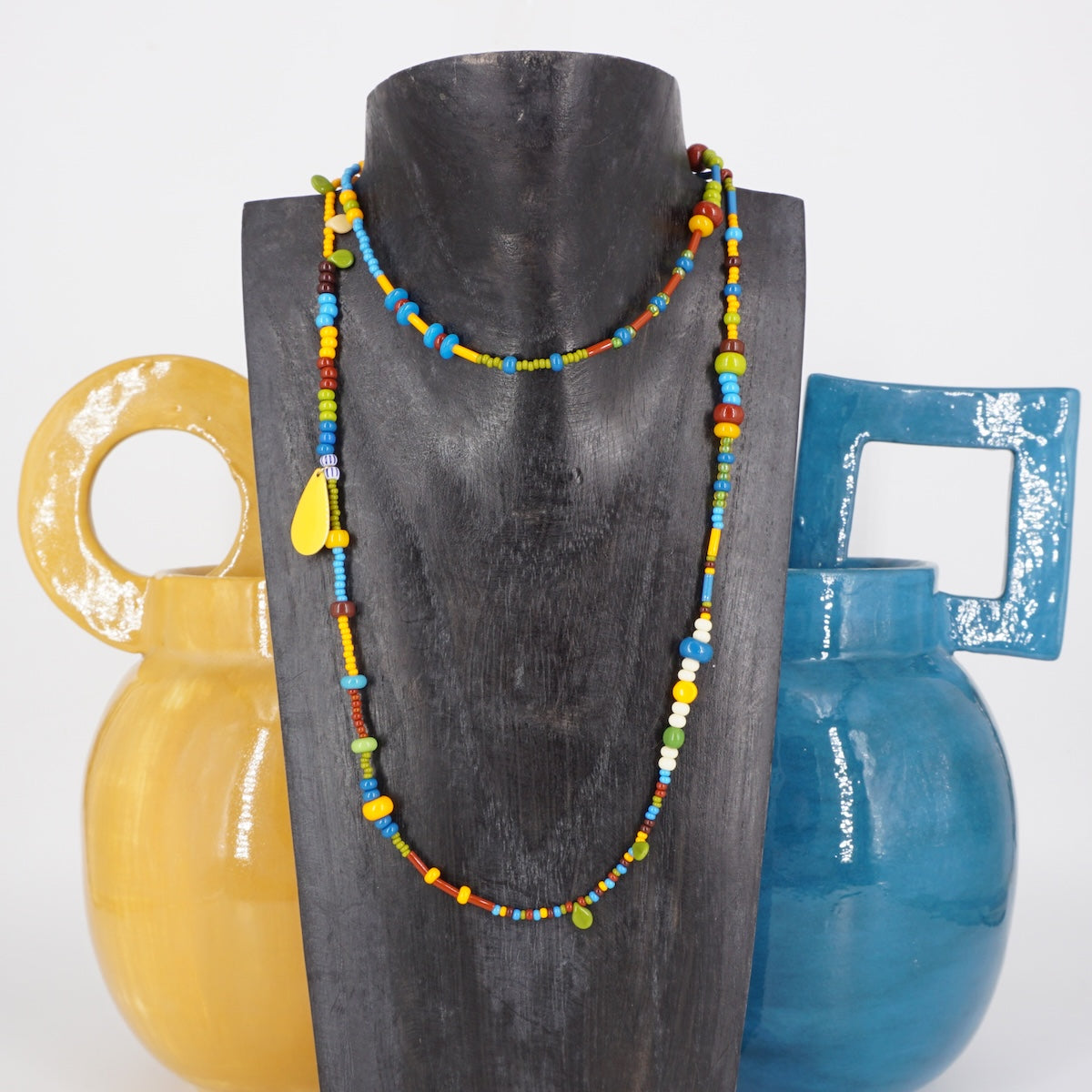 COLLANA LUNGA ASIMMETRICA CON GOCCIA COLLANA LUNGA ASIMMETRICA GOCCIA GIALLA ALMARE' 