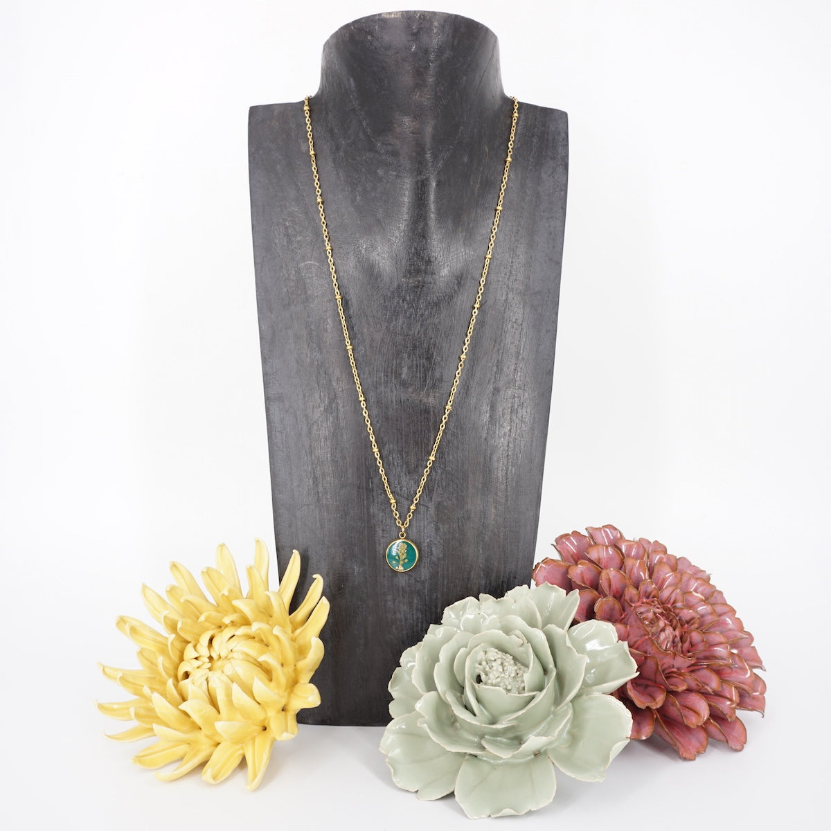 Collana fiori bottone rosario Ottanio COLLANA BOTTONE ROSARIO OTTANIO ANNA FADDA 