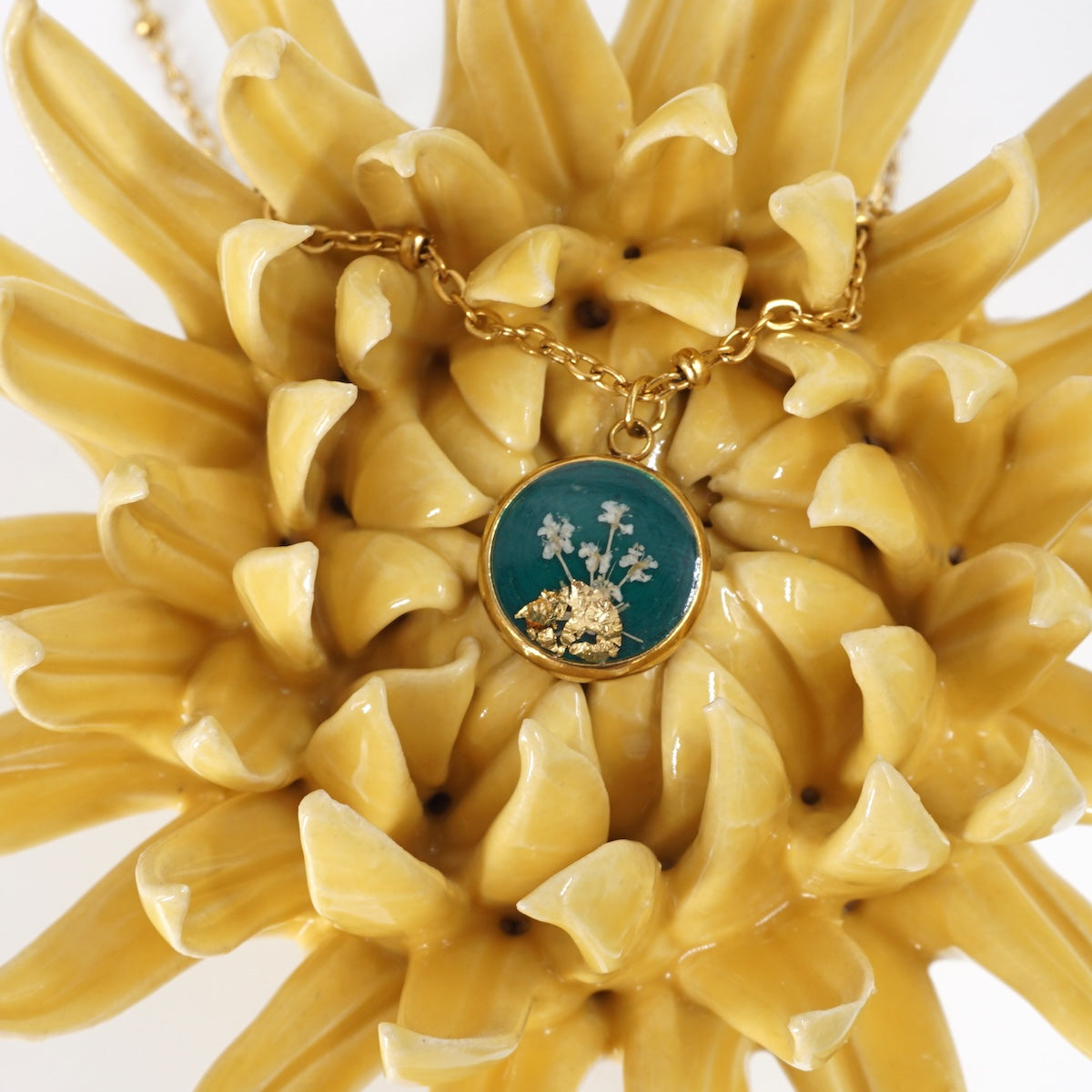 Collana fiori bottone rosario Ottanio COLLANA BOTTONE ROSARIO OTTANIO ANNA FADDA 