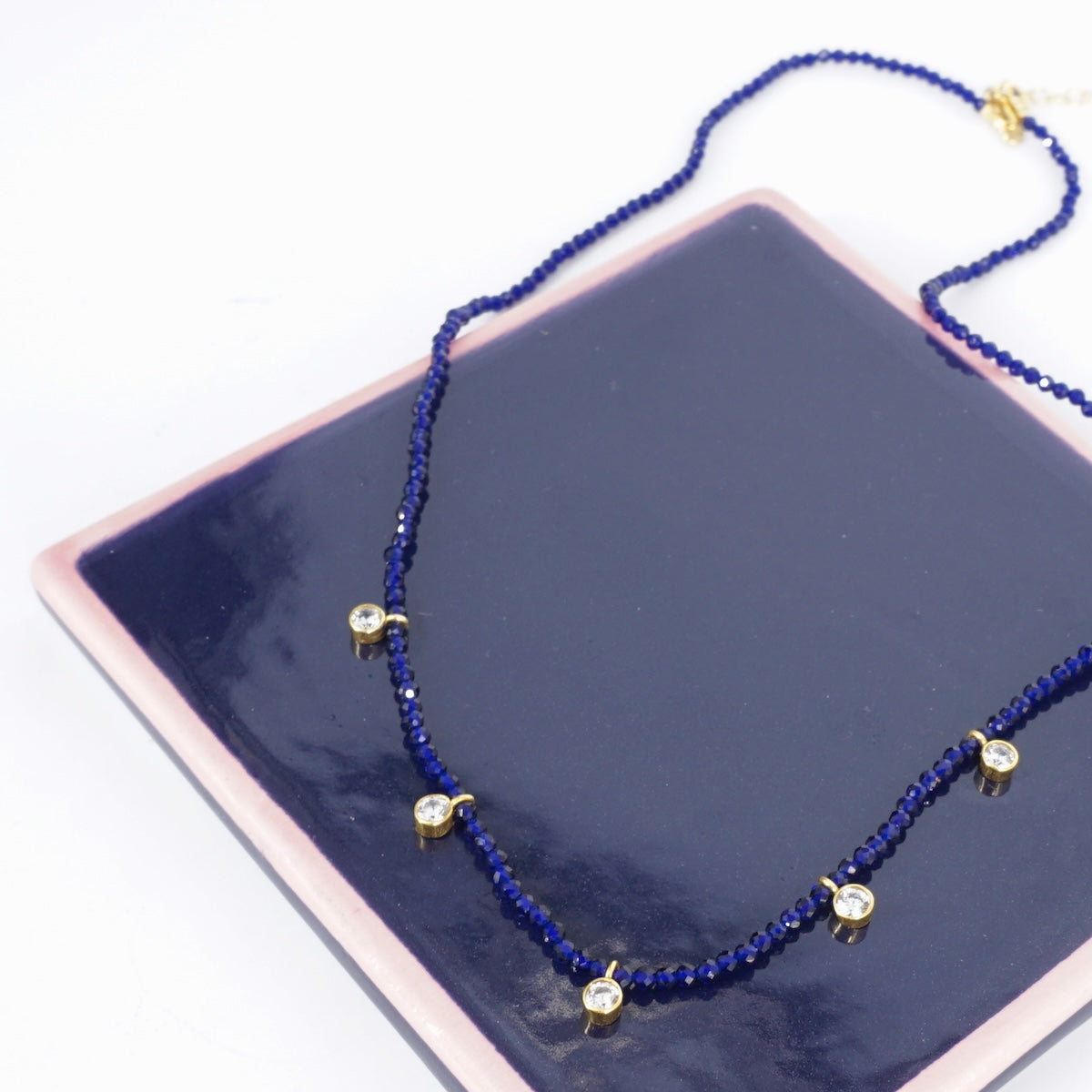 COLLANA PUNTI LUCE PERLINE BLU COLLANA PERLINE PUNTI LUCE BLU ARTEON 