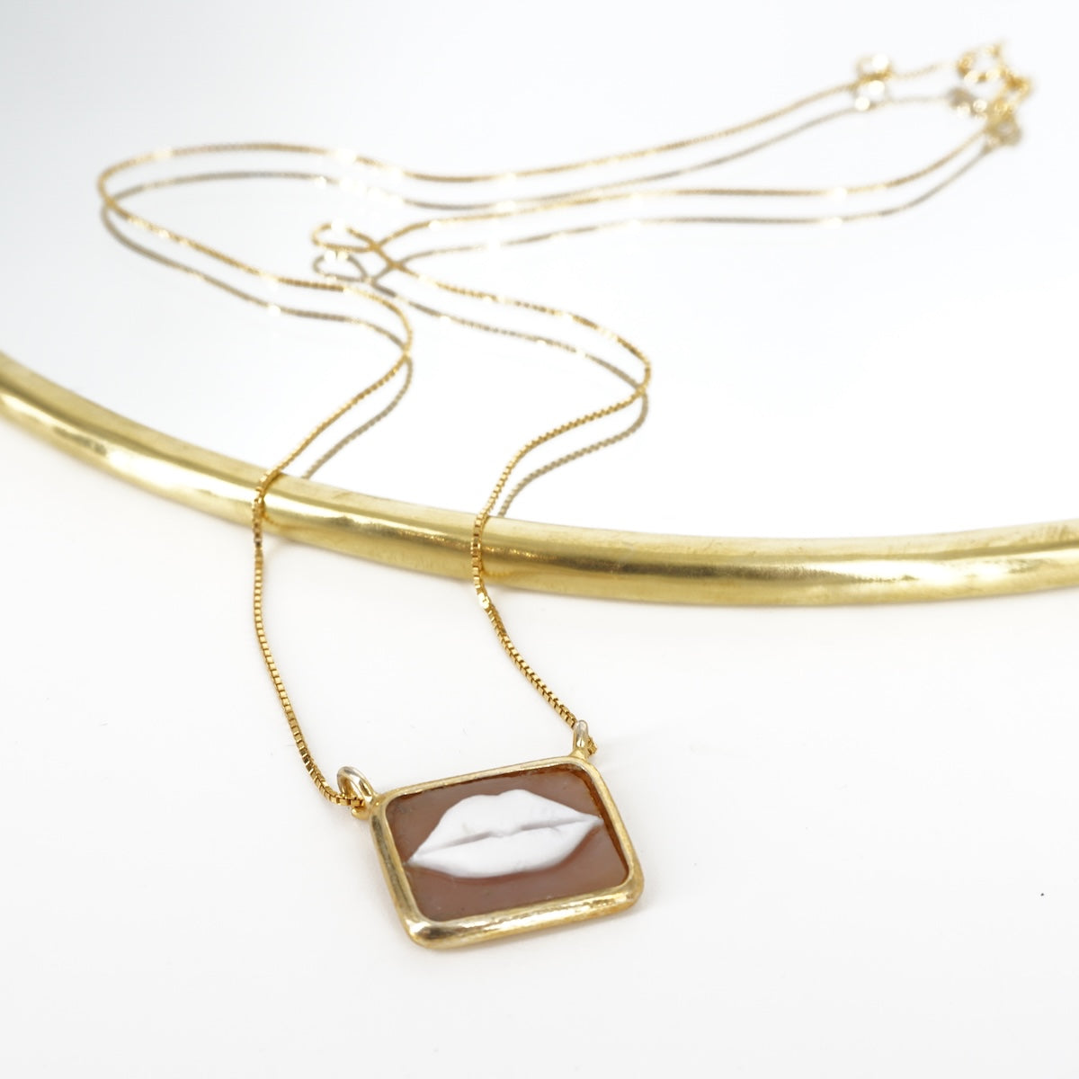 COLLANA CAMMEO BOCCA COLLANA CAMMEO BOCCA ELUA 