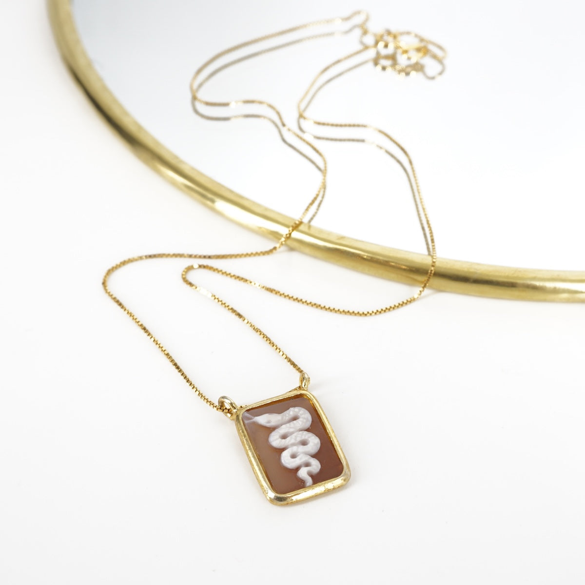 COLLANA CAMMEO SERPE COLLANA CAMMEO SERPE ELUA 