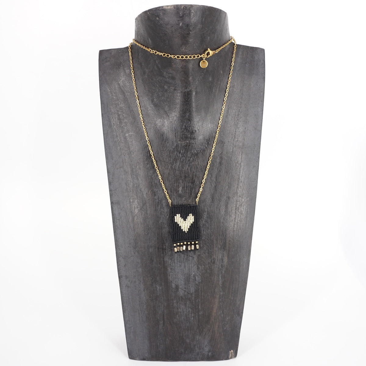 COLLANA TALISMANO CUORE NERO COLLANA TALISMANO COTONE CUORE NERO NOMADEA 
