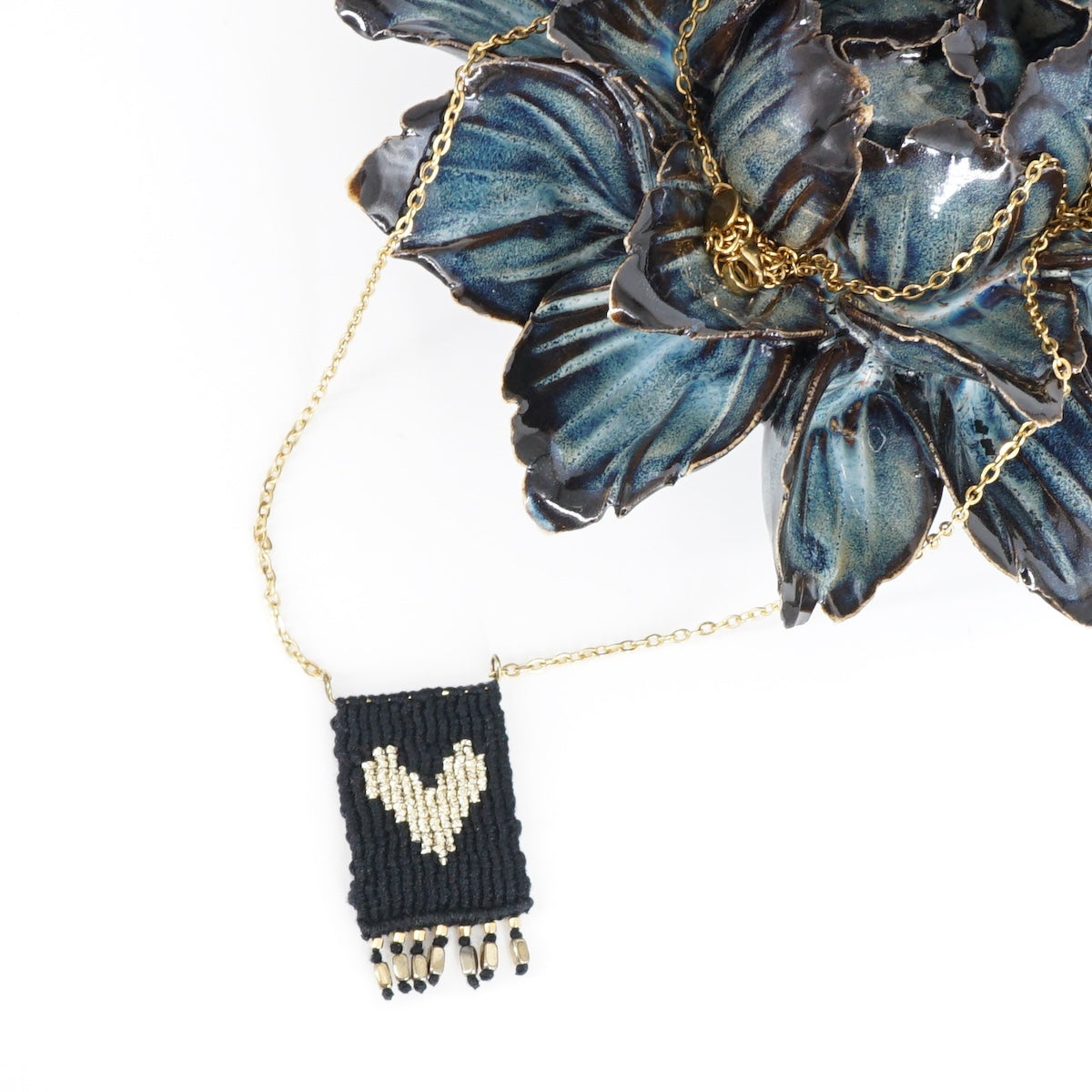 COLLANA TALISMANO CUORE NERO COLLANA TALISMANO COTONE CUORE NERO NOMADEA 