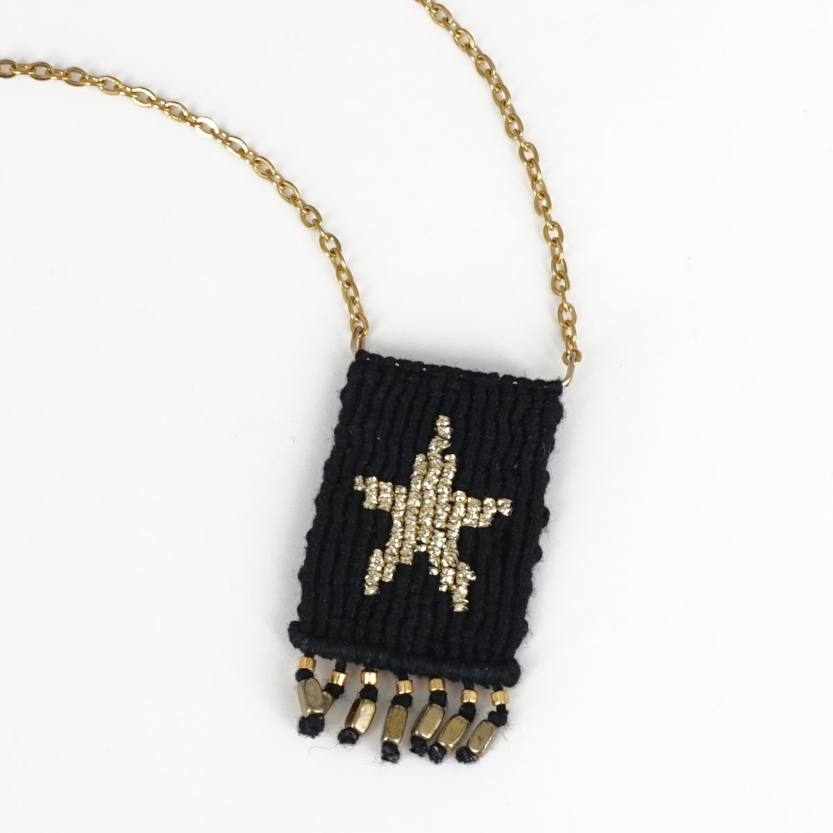 COLLANA TALISMANO STELLA NERA COLLANA TALISMANO COTONE STELLA NERO NOMADEA 