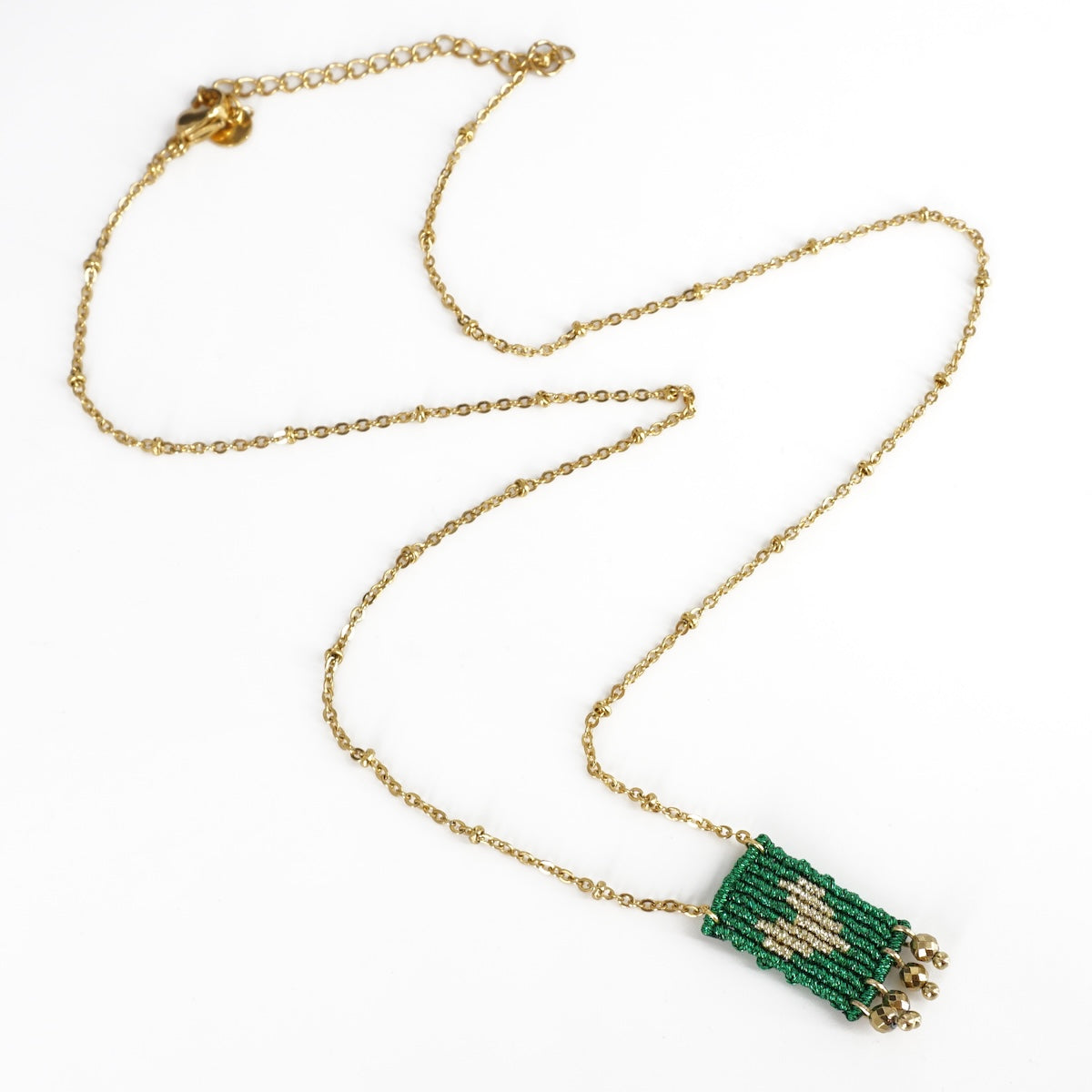 COLLANA TALISMANO MINI CUORE VERDE METALLIZZATO COLLANA TALISMANO MINI CUORE VERDE METALLIZZATO NOMADEA 