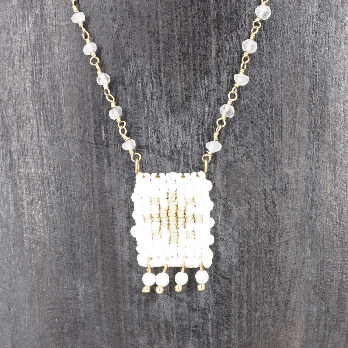 COLLANA TALISMANO ROSARIO SOLE COLLANA TALISMANO ROSARIO SOLE BIANCO NOMADEA 