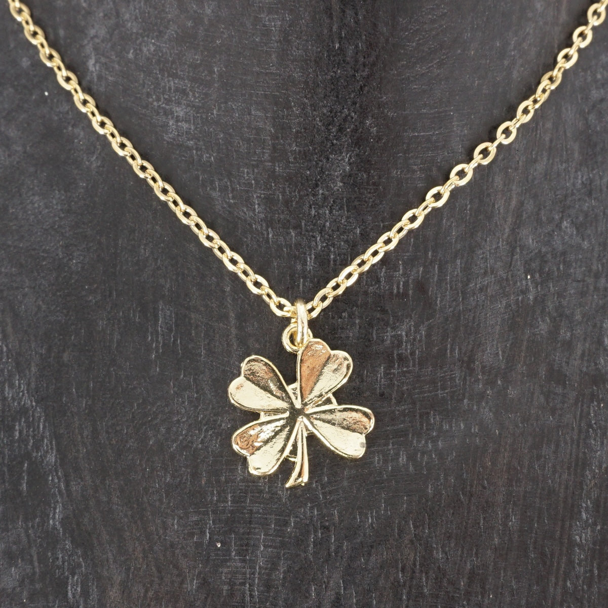 COLLANA CATENINA QUADRIFOGLIO COLLANA CATENINA UN CHARM QUADRIFOGLIO SVEVA 