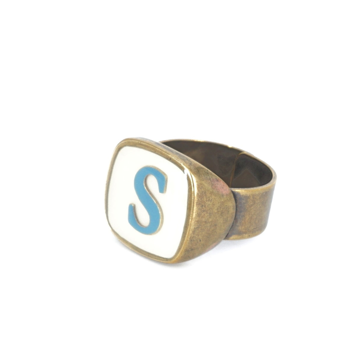 ANELLO LETTERA S BIANCO E AZZURRO ANELLO LETTERA S BIANCO E AZZURRO UNIQUE UNCONVENTIONAL DETAILS 