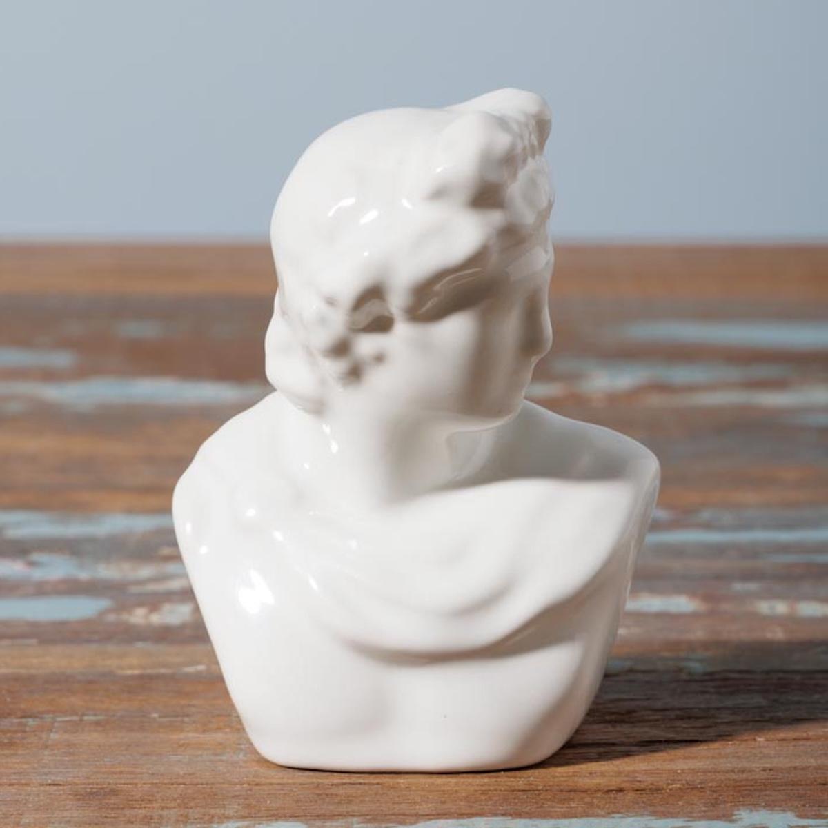 Set sale e pepe STATUE in porcellana