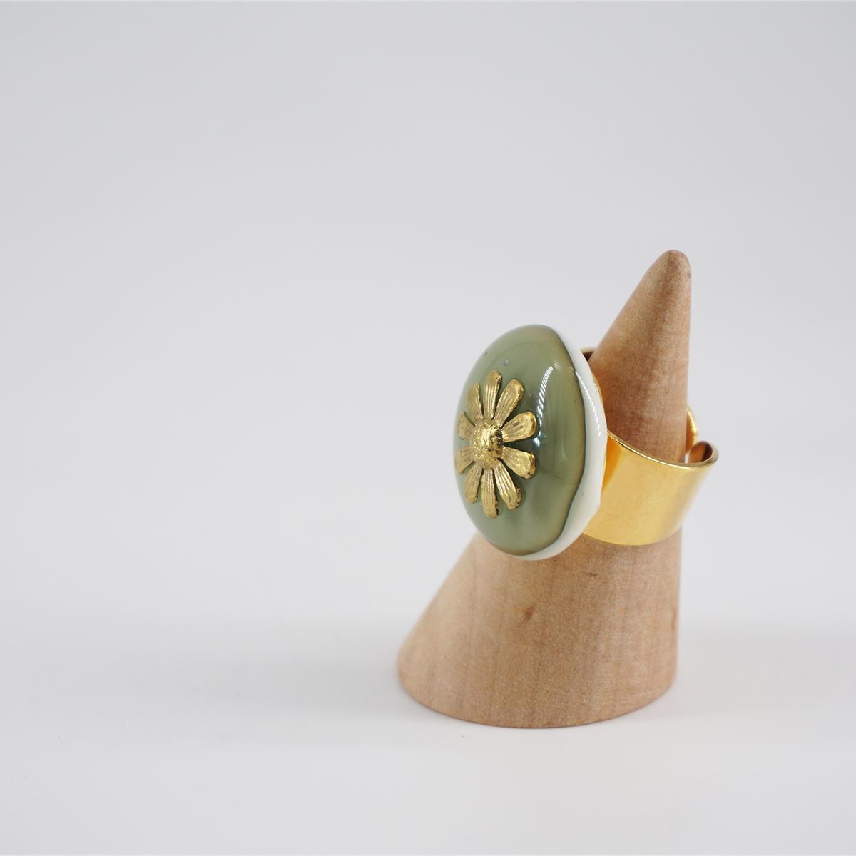 VETRO FUSO ANELLO CHARMFIOREVERDE MENTA