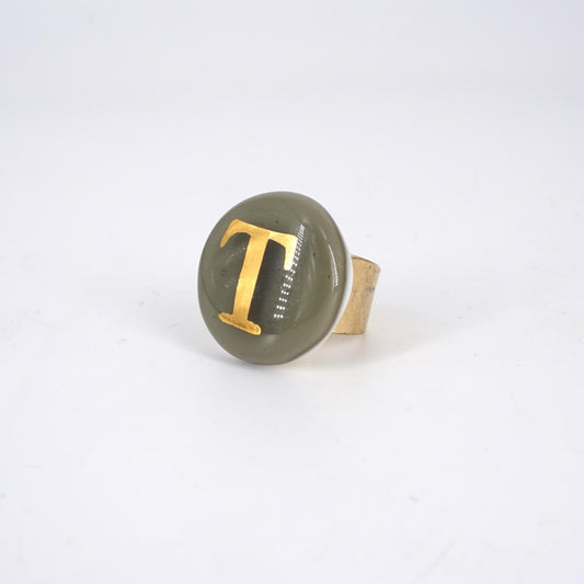 VETRO FUSO ANELLO LETTERAT GRIGIO