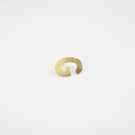 Decorative nail letter G