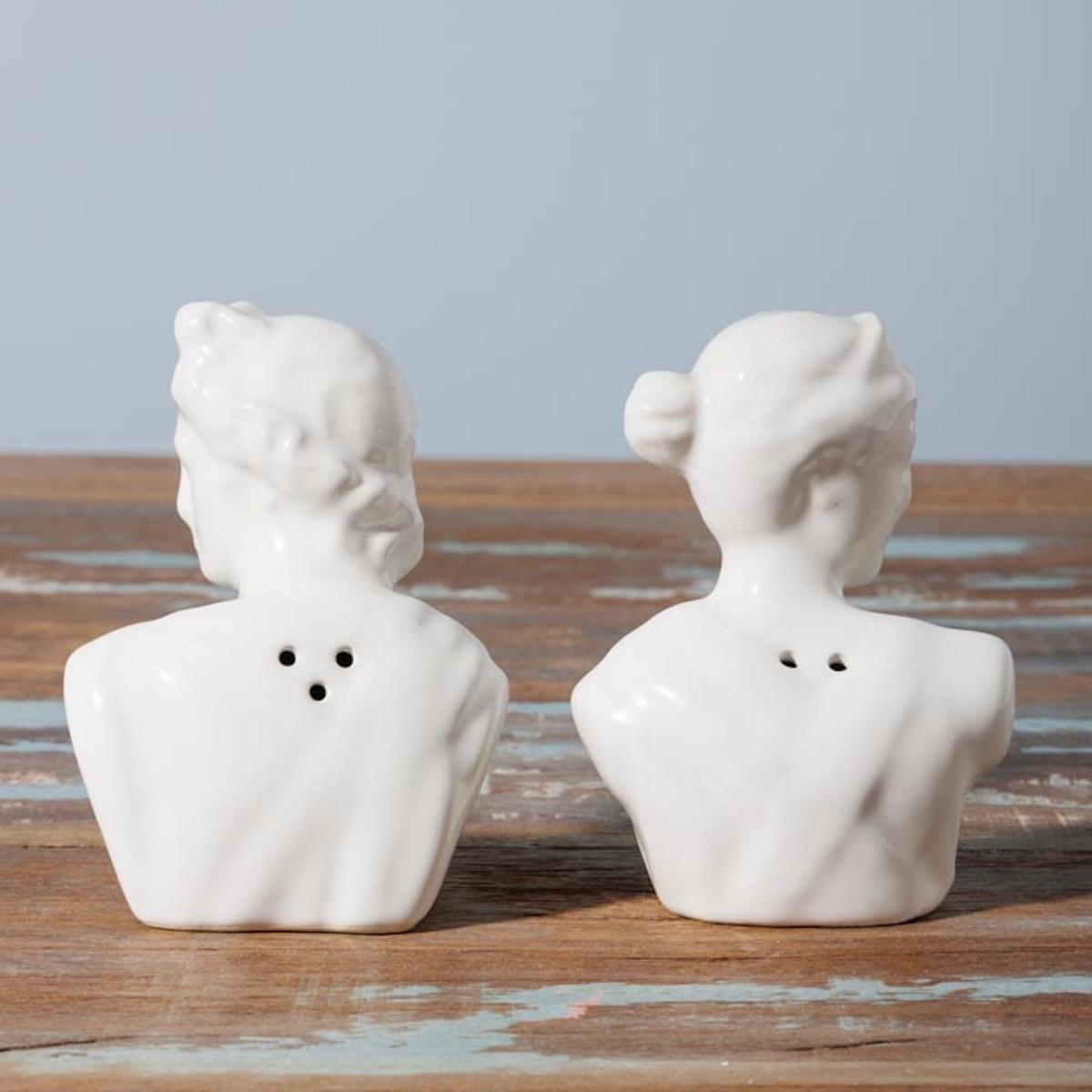 Set sale e pepe STATUE in porcellana