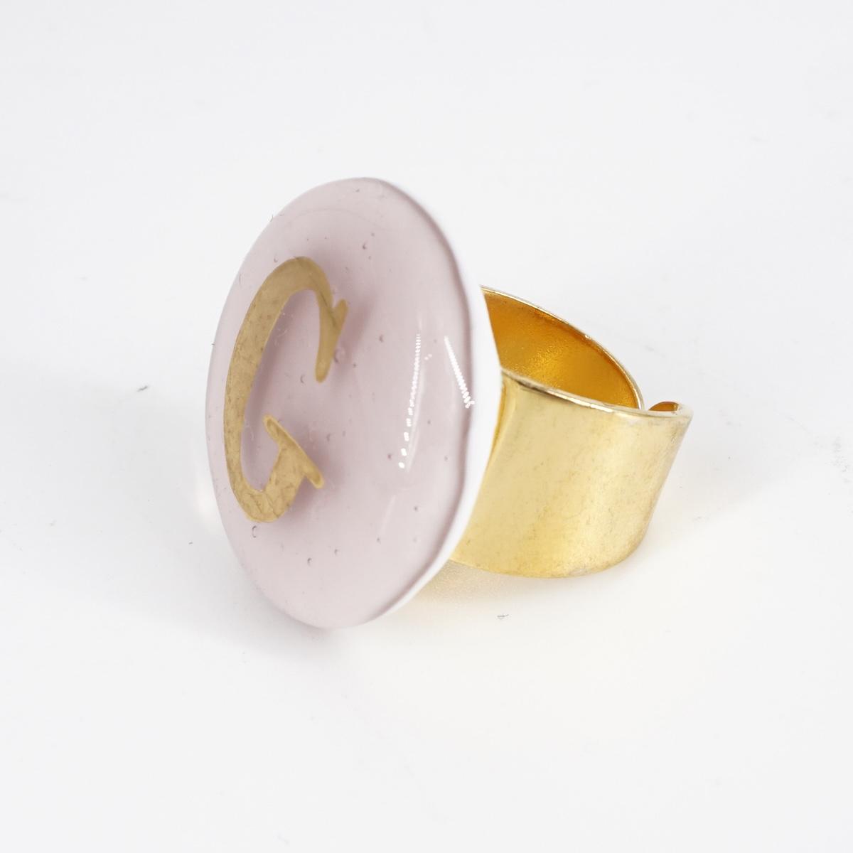 Anello lettera G rosa antico