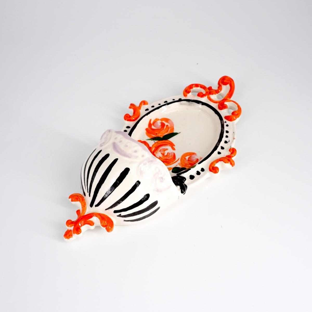 Acquasantiera small barocca ARANCIO E NERO ACQUASANTIERA SMALL BAROCCA ARANCIO E NERO ZENJI CERAMICS 