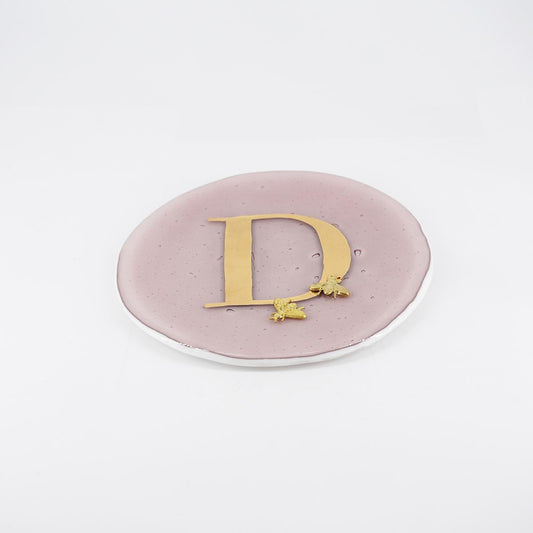 Piatto lettera e charm D ROSA
