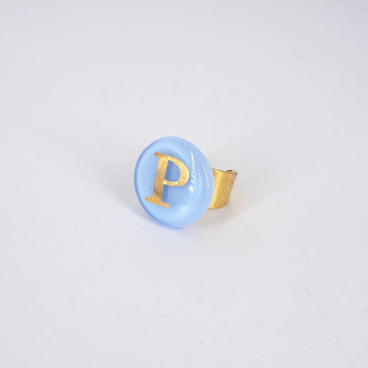 VETRO FUSO ANELLO LETTERAP LAVANDA CHIARO