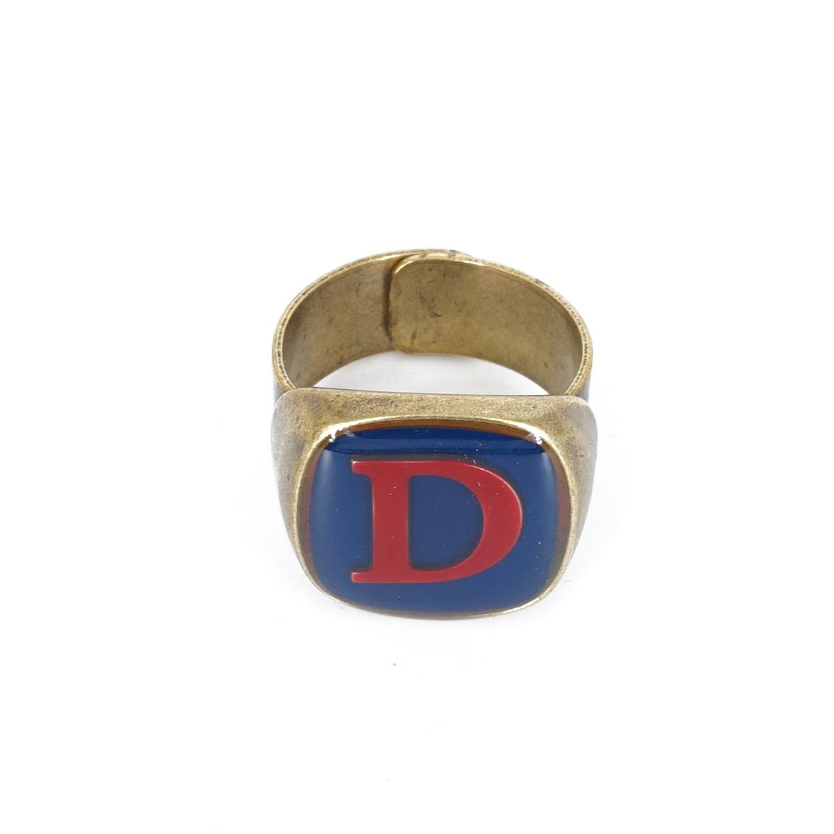 ANELLO LETTERA D BLU ANELLO LETTERA D BLU E BORDEAUX UNIQUE UNCONVENTIONAL DETAILS 