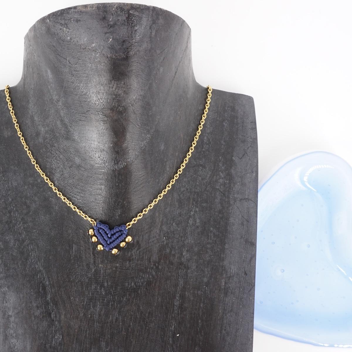 Collana CUORE SACRO borchie BLU COLLANA CUORE SACRO BORCHIE BLU NOMADEA 
