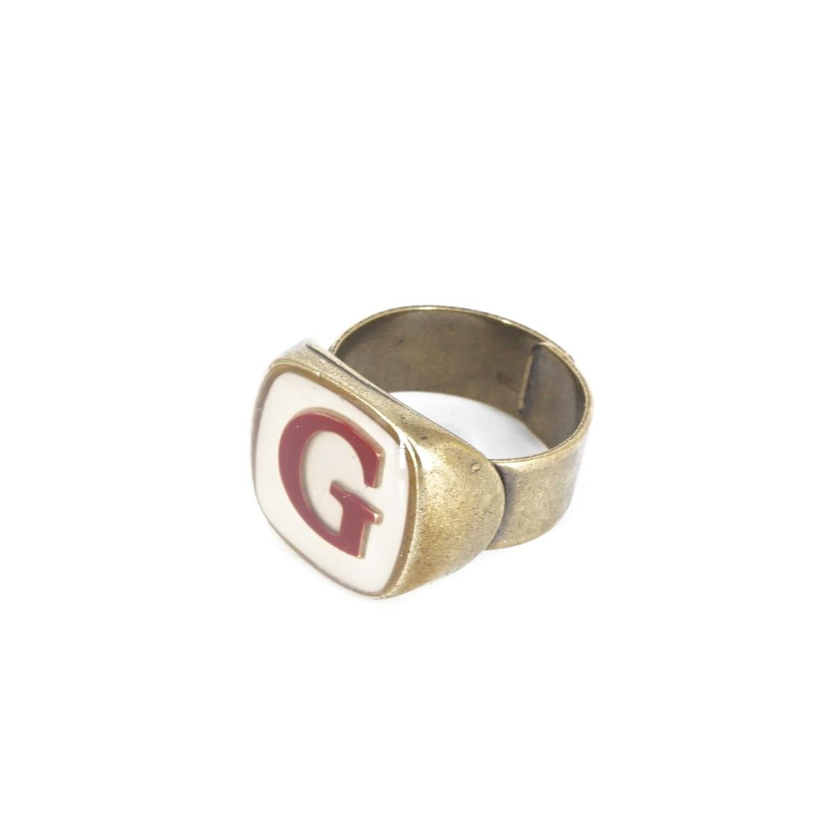 ANELLO LETTERA G AVORIO ANELLO LETTERA G AVORIO E BORDEAUX UNIQUE UNCONVENTIONAL DETAILS 