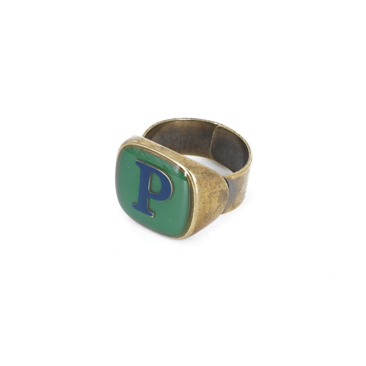 ANELLO LETTERA P VERDE ANELLO LETTERA P VERDE E BLU UNIQUE UNCONVENTIONAL DETAILS 
