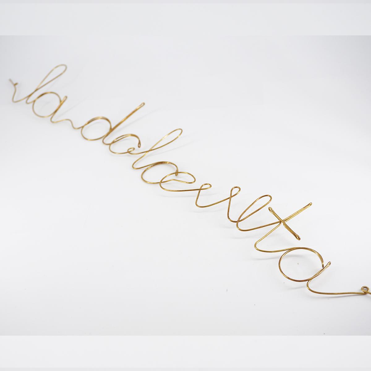 Scritta lineare la dolce vita