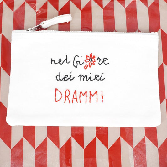 Piattina ricamata NEL FIORE DEI MIEI DRAMMI PIATTINA NEL FIORE DEI MIEI DRAMMI TERESA 