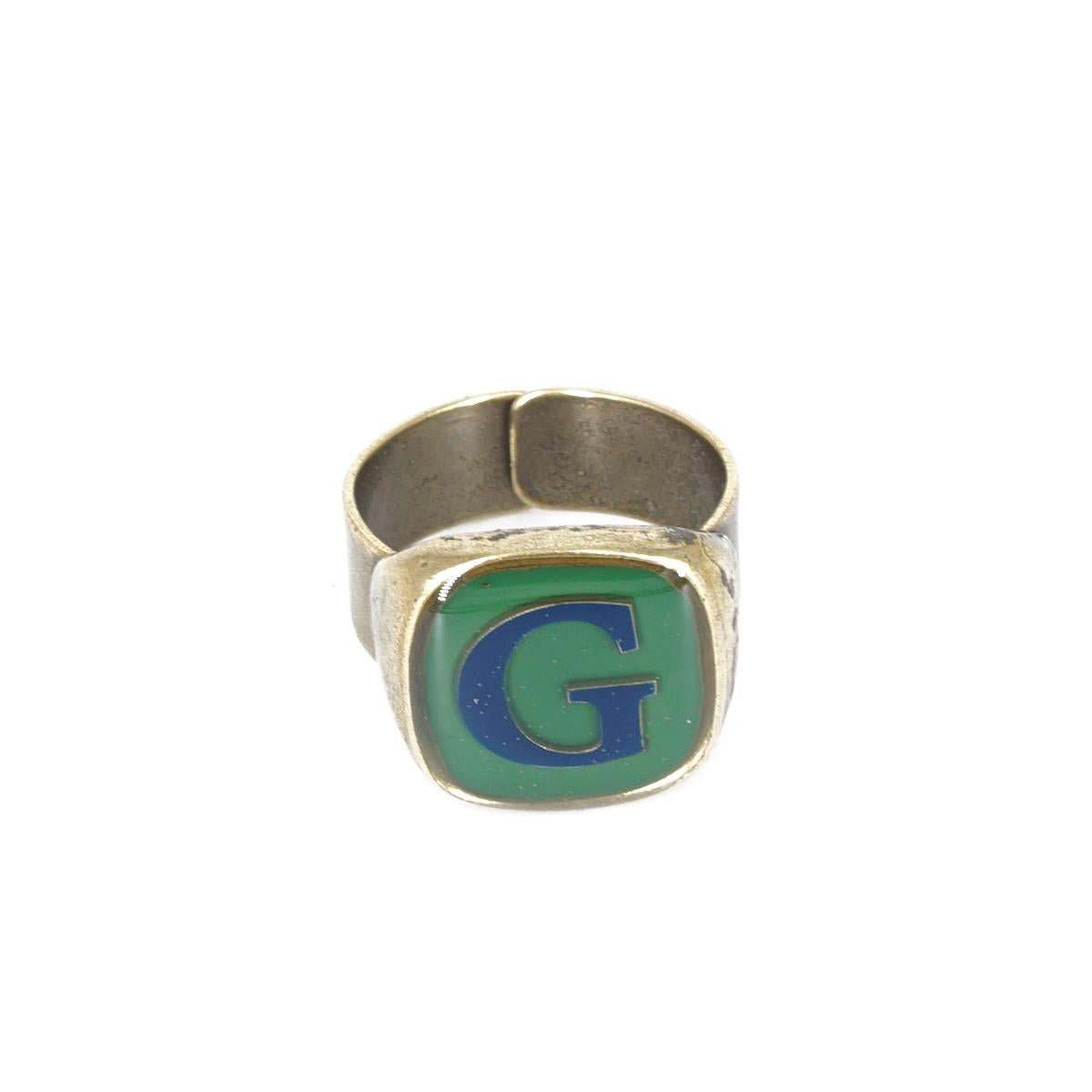 ANELLO LETTERA G VERDE BOSCO ANELLO LETTERA G VERDE BOSCO E BLU UNIQUE UNCONVENTIONAL DETAILS 