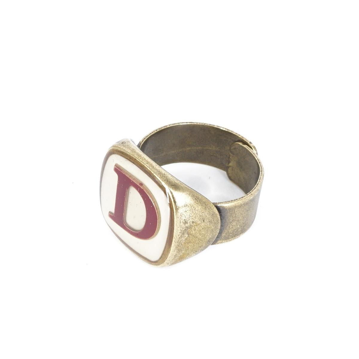 ANELLO LETTERA D AVORIO ANELLO LETTERA D AVORIO E BORDEAUX UNIQUE UNCONVENTIONAL DETAILS 